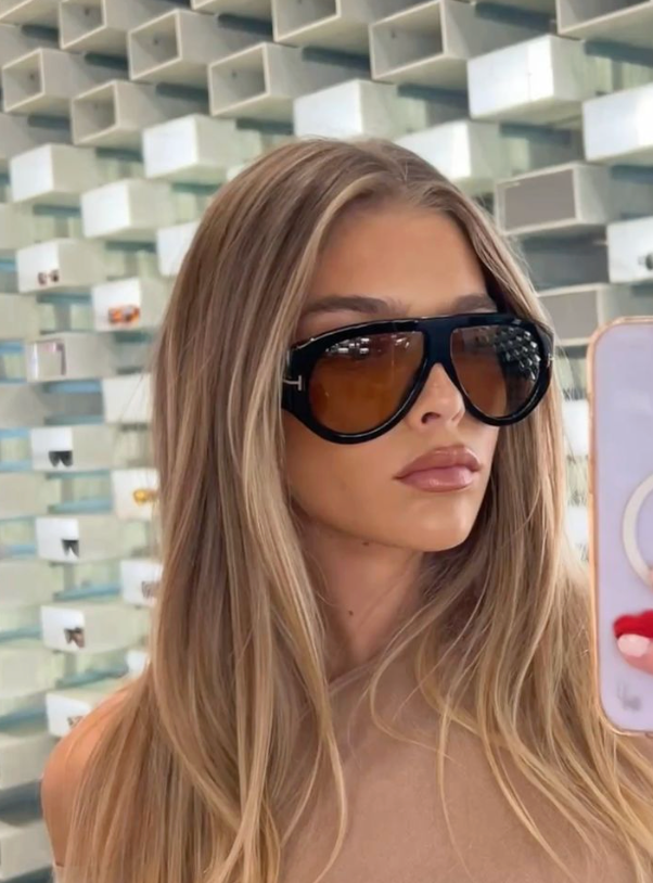 Nova Sunglasses Cafe
